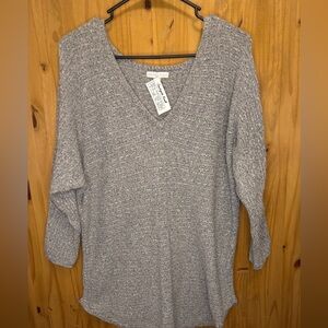 New York & Company Gray V-Neck Sweater